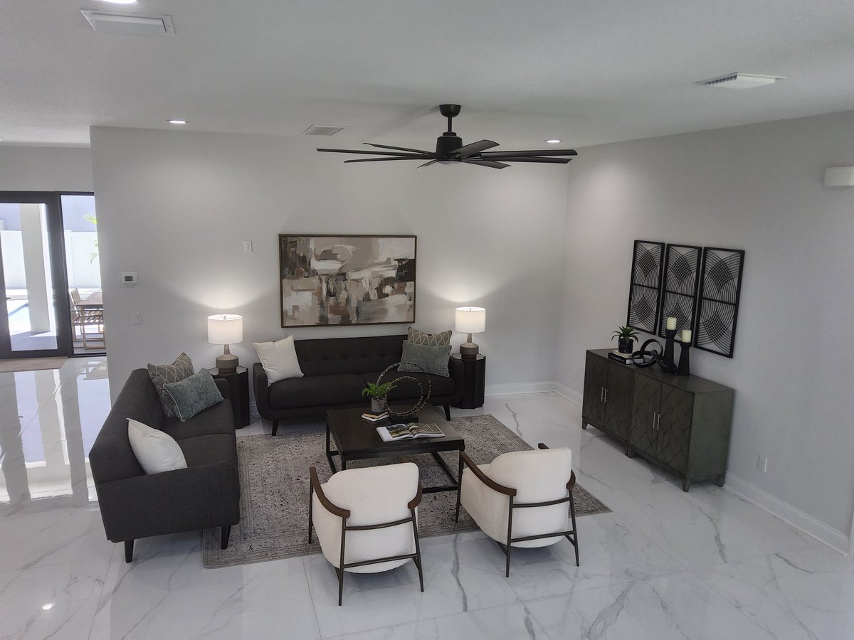 Tampa Luxury, Lois elegant living room
